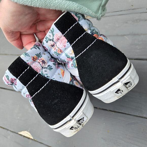 Van's SK8-Hi Garden Floral Women's Hi Top Sneaker - Picture 4 of 12